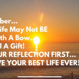 Fix Your Reflection First...And Live Your Best Life Ever! With Rhonda Farrah, MA, DRWA: Reclaiming Your Health From Autoimmune Disease Outside Of The MD’s Office